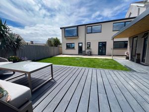 Photo 26- click for photo gallery